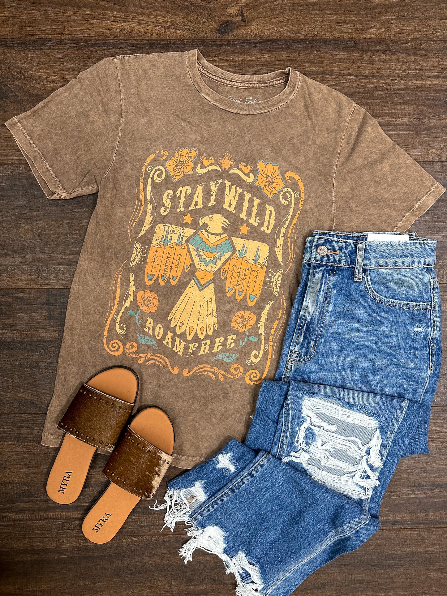 Stay Wild Tee - Mocha
