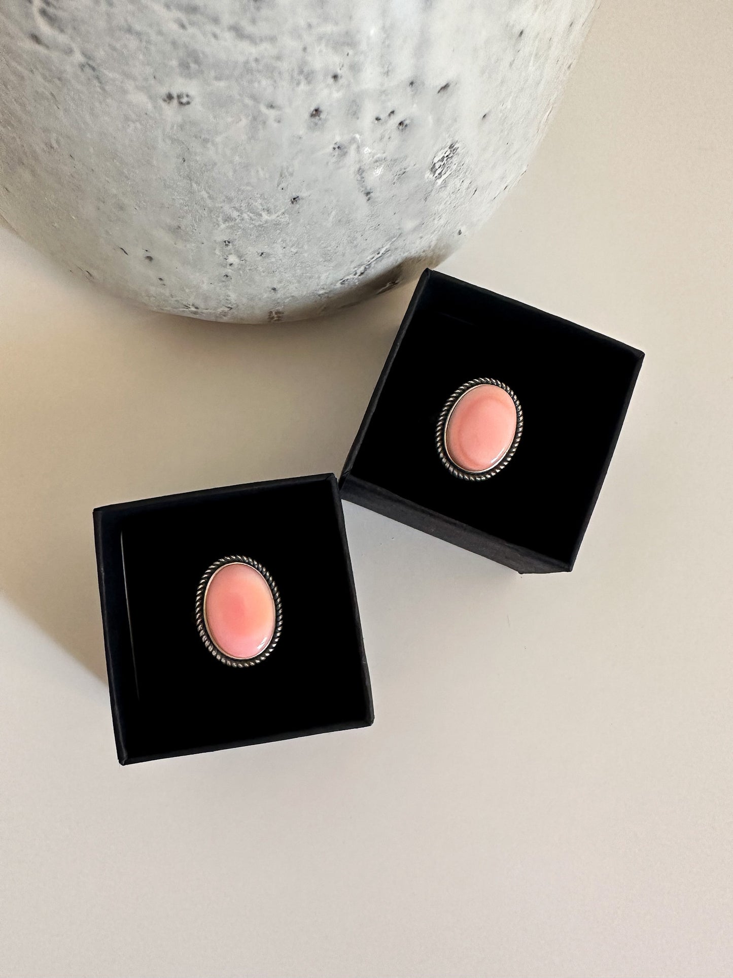 Justine Rings - Pink Conch Shell