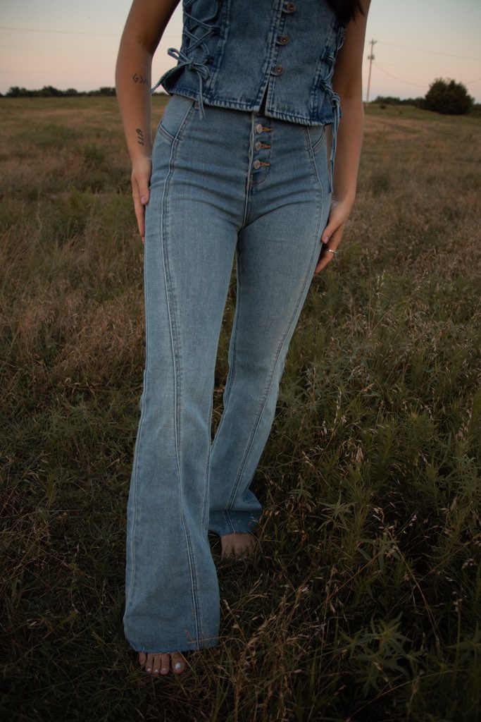 Bailey Flares
