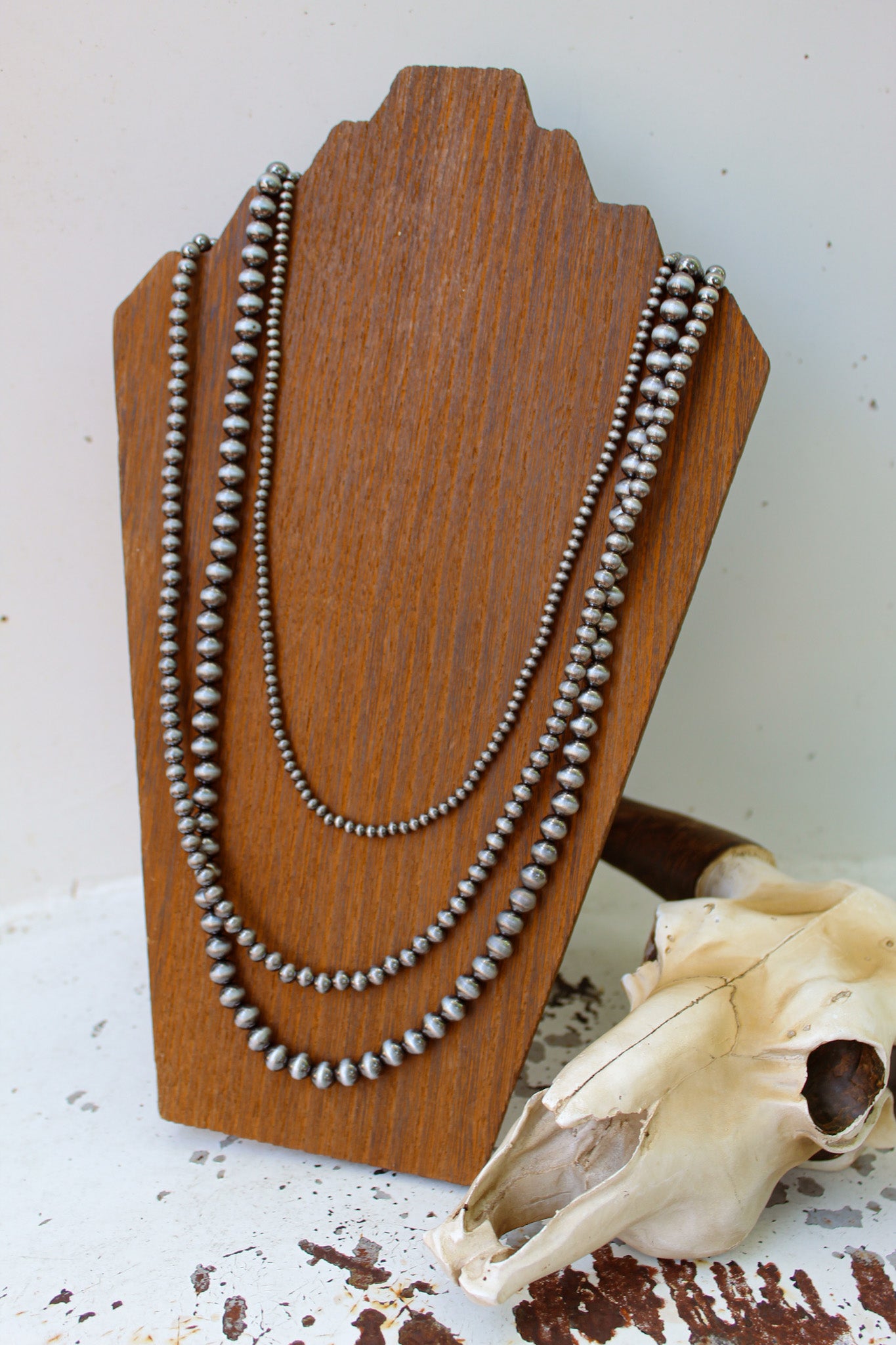 Bluff Necklace (3 different colors)