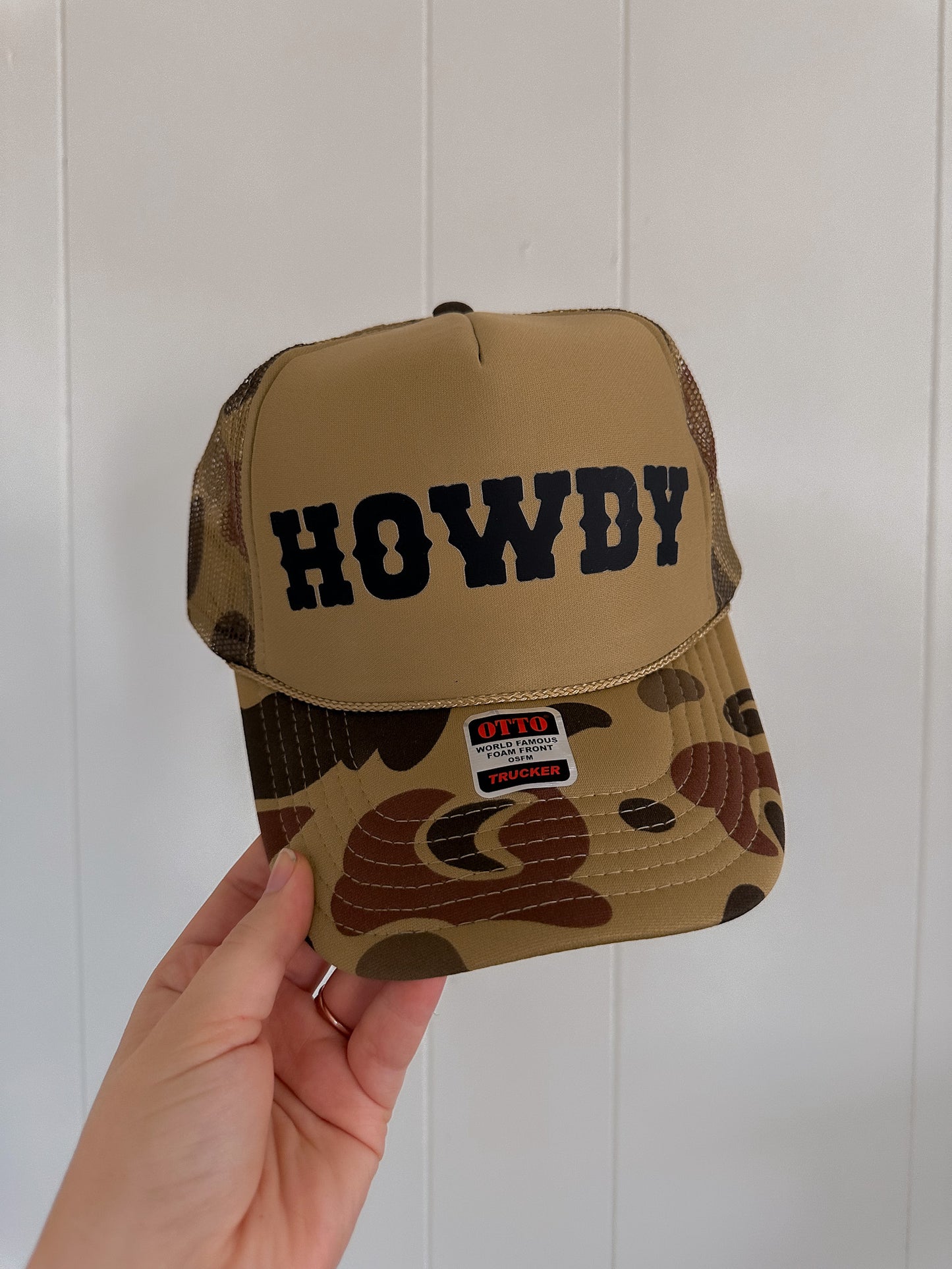 Howdy Trucker Hat - Camo